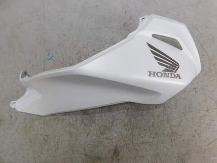 Пластик боковой правый Honda NC700S RC61 64201-MGS-D100.