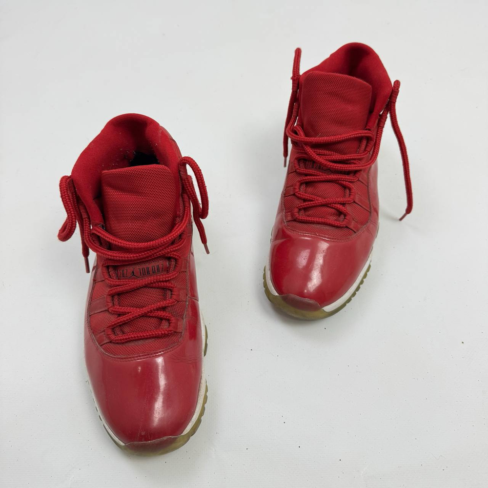 Кроссовки Jordan 11 Win Like Red