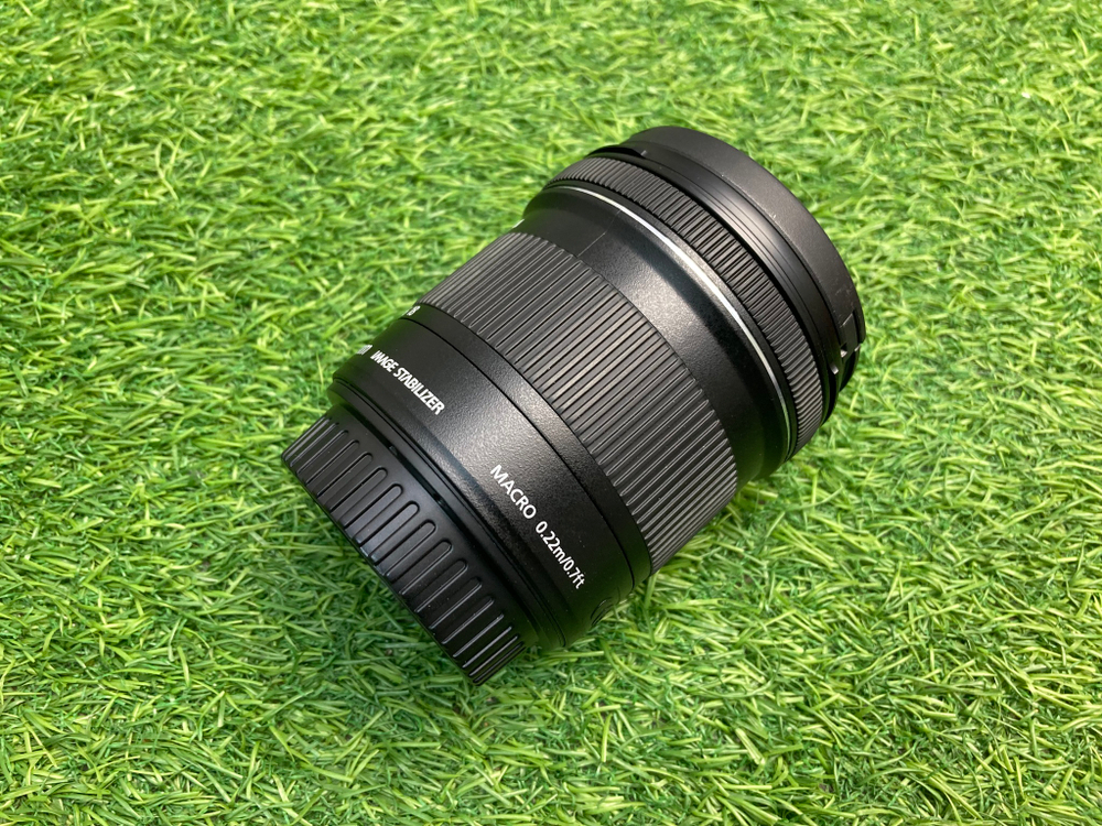 Canon EF-S 10-18mm 4.5-5.6 IS STM