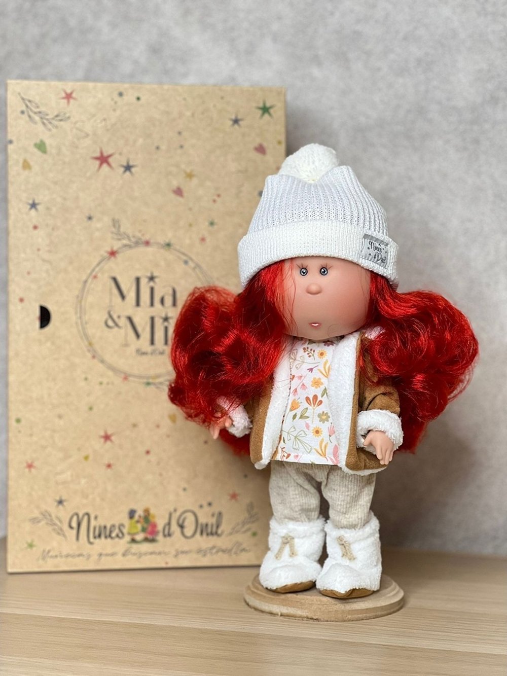 Кукла Nines виниловая 30см MIA CASE (3400)