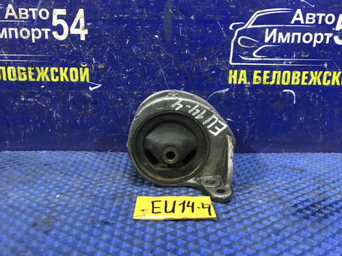 Подушка двигателя NISSAN BLUEBIRD 1997