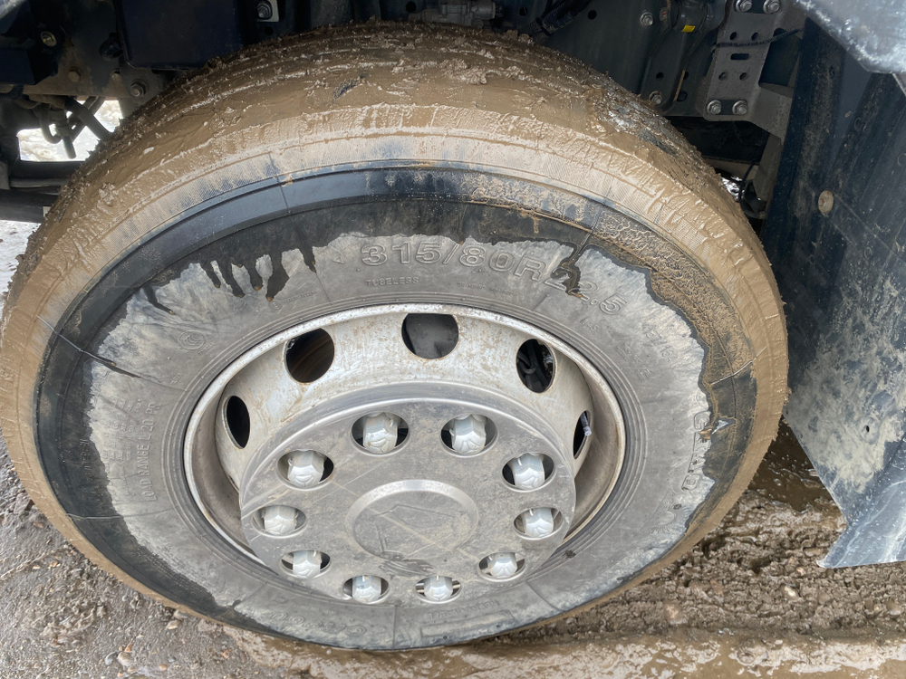 SITRAK C7H MAX 6x4 Седельный тягач ZZ4256V364HE (Дизельный, 12,4 л, 480 л.с., АТ)