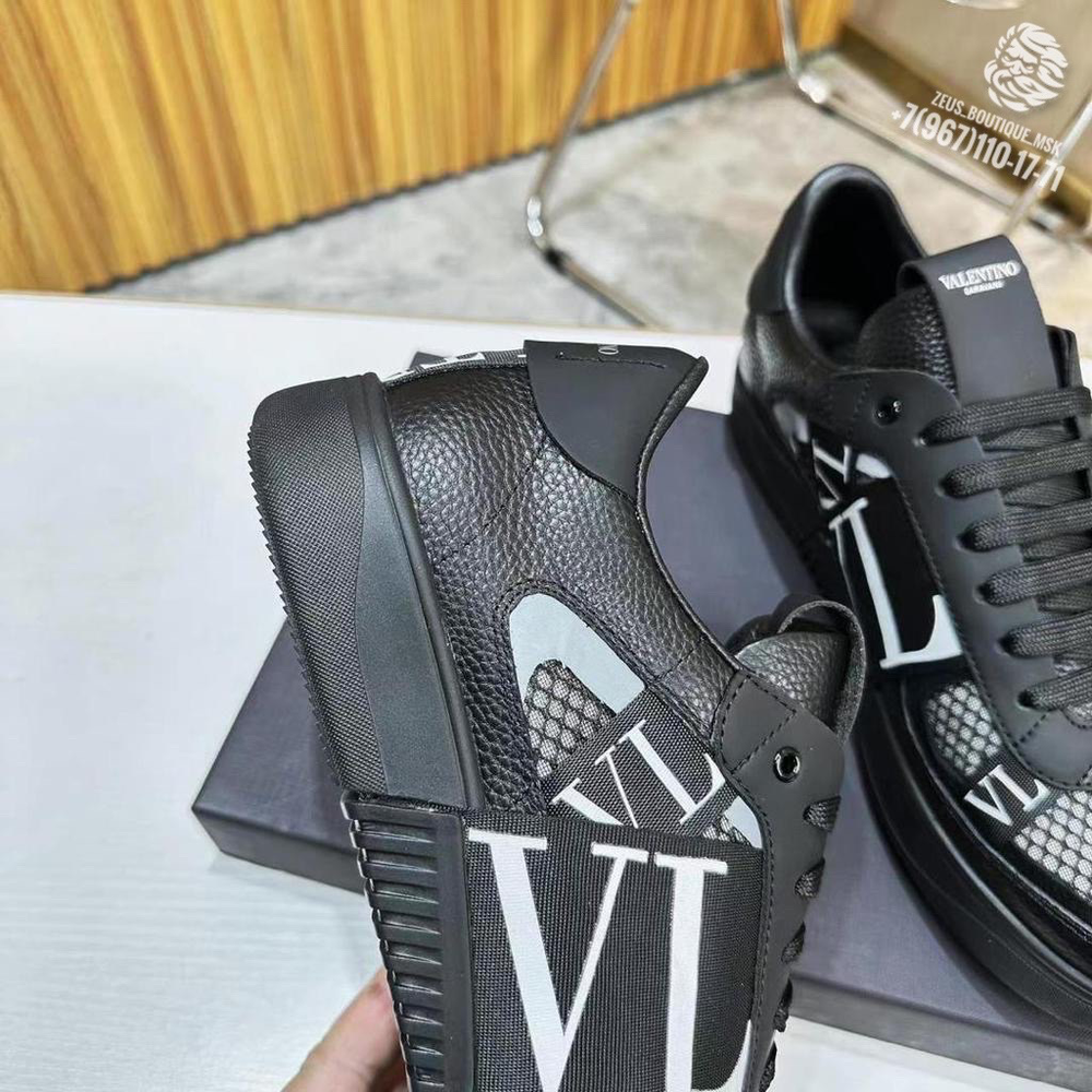 Кеды Valentino
