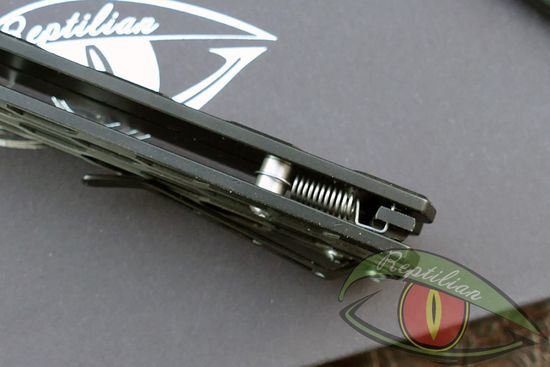 Складной нож бабочка REPTILIAN "Плазма-02" c клинком из стали D2, рукоять титан