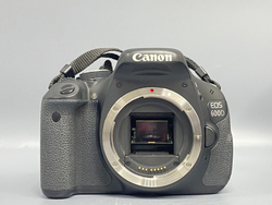 Canon 600D kit 18-55mm IS II 30.000 кадров