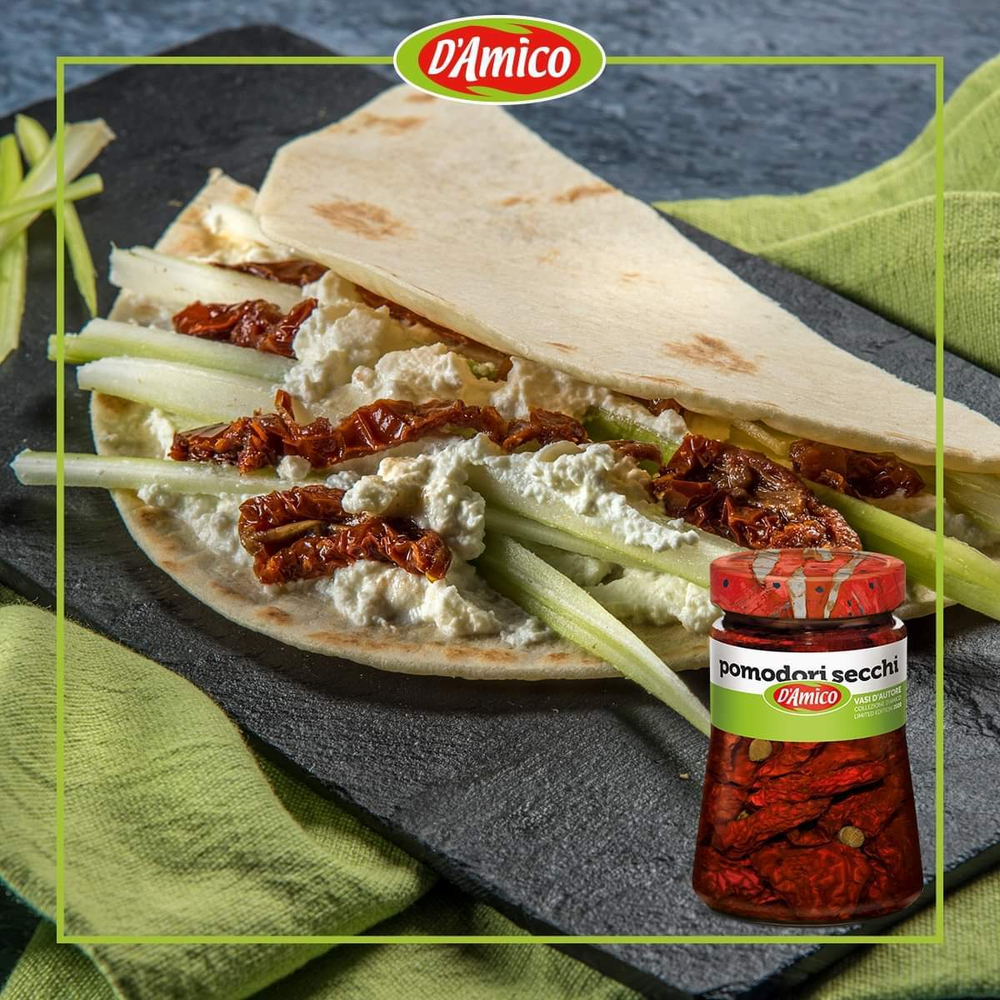 Вяленые томаты по-КАЛАБРИЙСКИ в стеклянной банке 280 гр, Италия