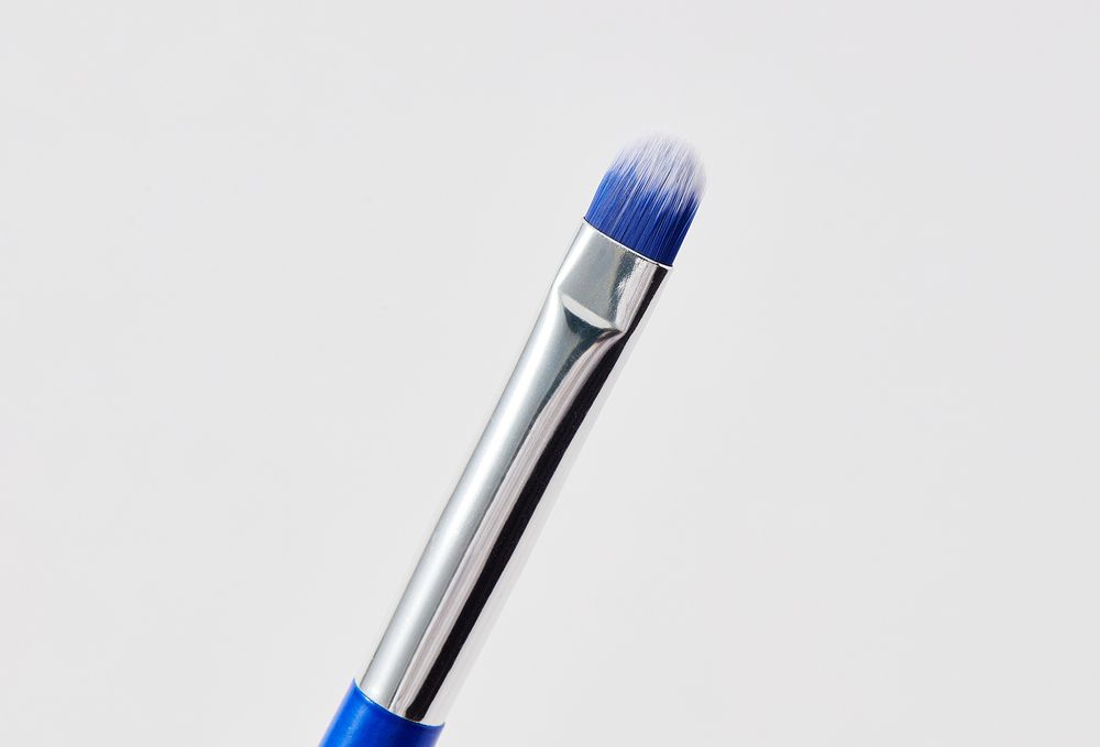 Кисть плоская для теней для век Relove by Revolution Eye Flat Crease Eye Brush