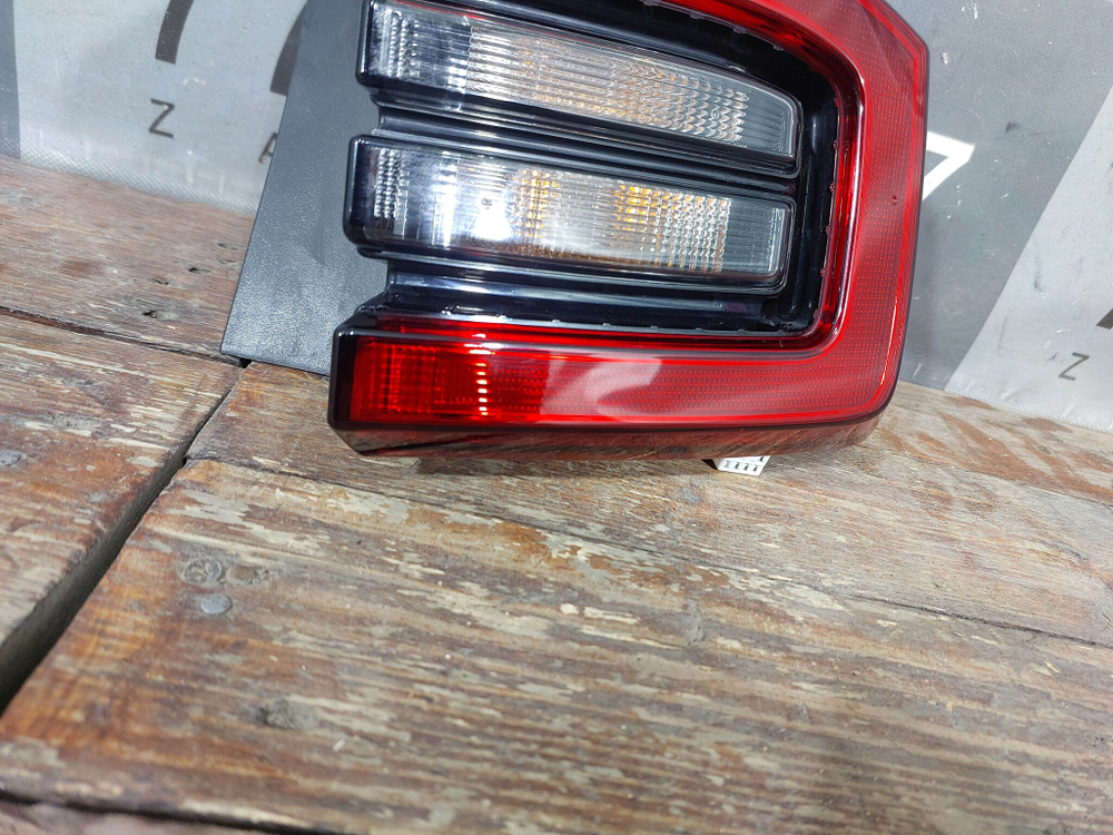 Фонарь задний правый Chery Tiggo 4 18-нв Б/У Оригинал J684433020