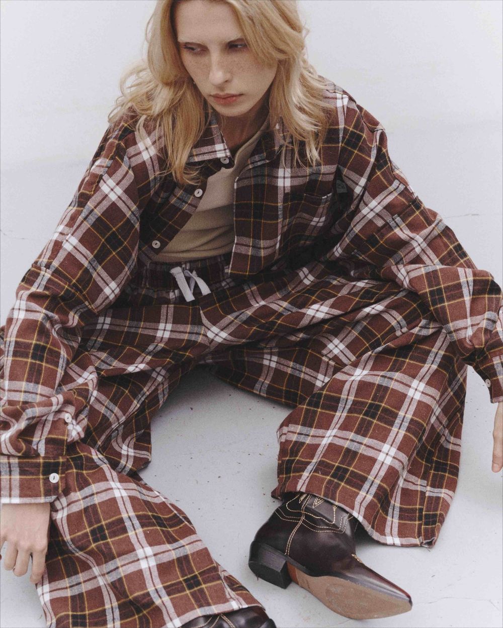 Брюки One Two Plaid Baggy Pants Chocolate