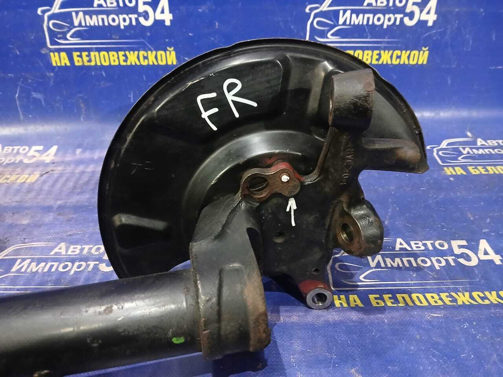 Ступица передняя правая NISSAN CIMA 2002