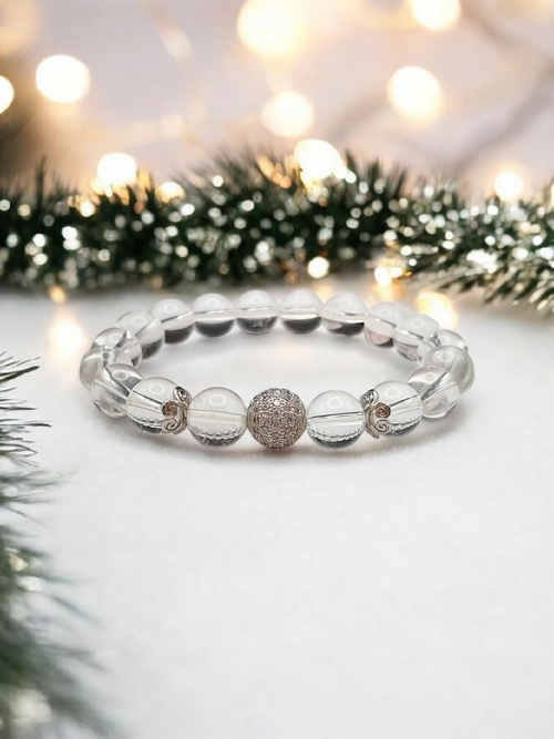 Браслет из натуральных камней с горным хрусталем и фианитами