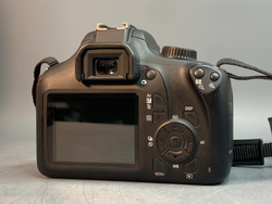 Canon EOS 4000D Kit 18-55mm 3.5-5.6 III 42.300 кадров