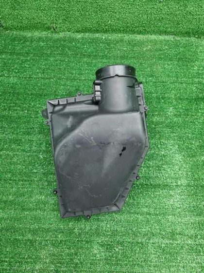 Корпус воздушного фильтра BMW 5er G30 (2017-2023)