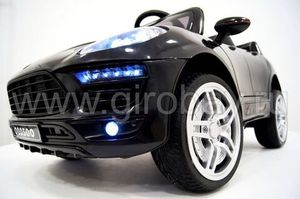 Детский электромобиль River Toys Porsche Macan O005OO VIP черный