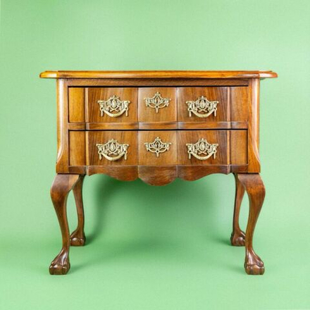 Винтажный комод в стиле Чипендейл