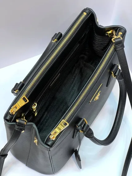 Большая сумка Prada Galleria из сафьяновой кожи