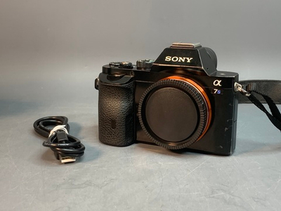 Sony A7S 110.000 кадров, проскакивает колесо управление выдержкой