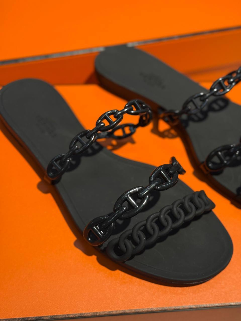Шлепанцы Hermes