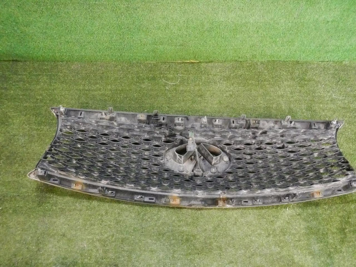 Решетка радиатора Infiniti QX70 (2013-2017)