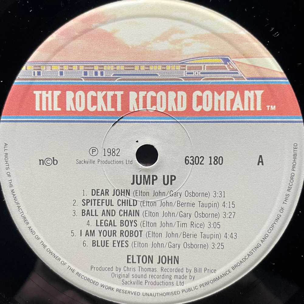 Elton John ‎– Jump Up! (Скандинавия 1982г.)