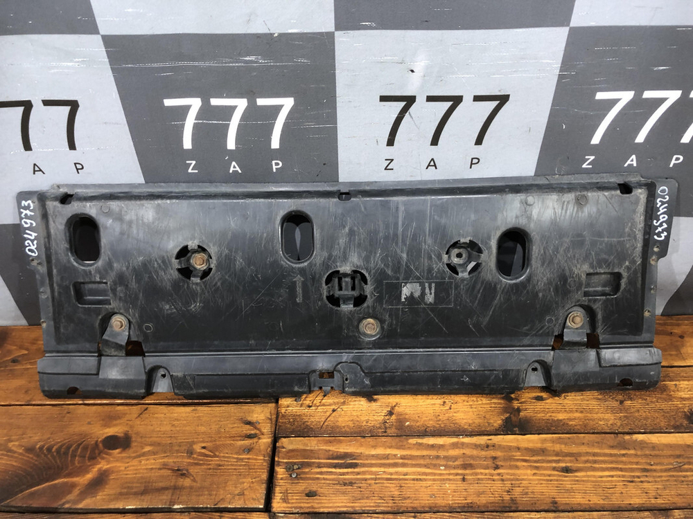 Пыльник переднего бампера Peugeot 208 2008 13-19 Б/У Оригинал 9802423480