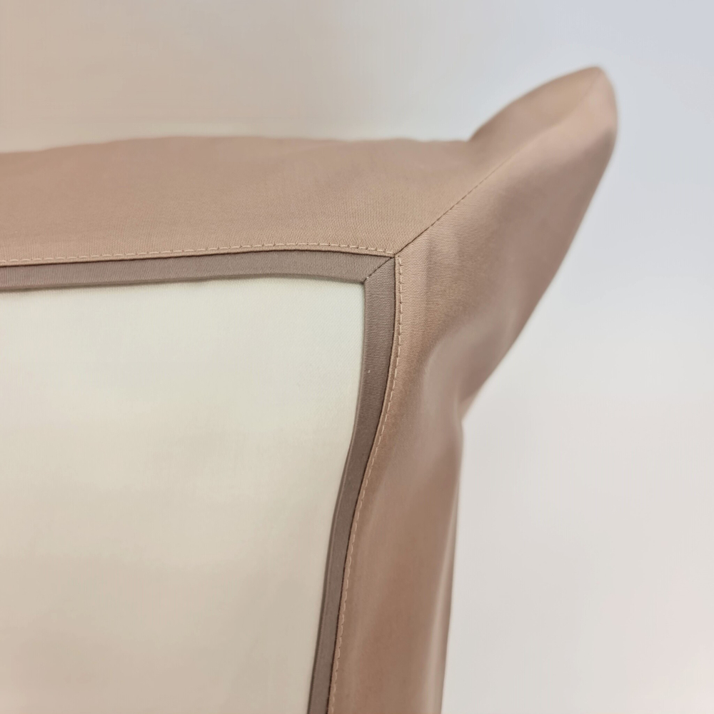 Постельное белье cемейное Сlaire&Caroll Frame белое с бежевым