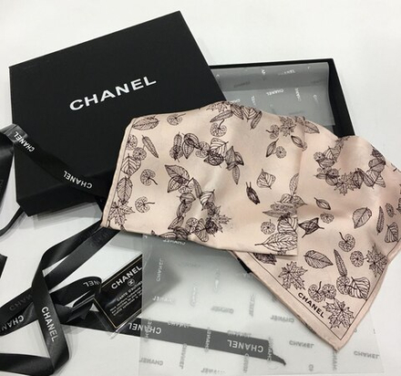Платок CHANEL