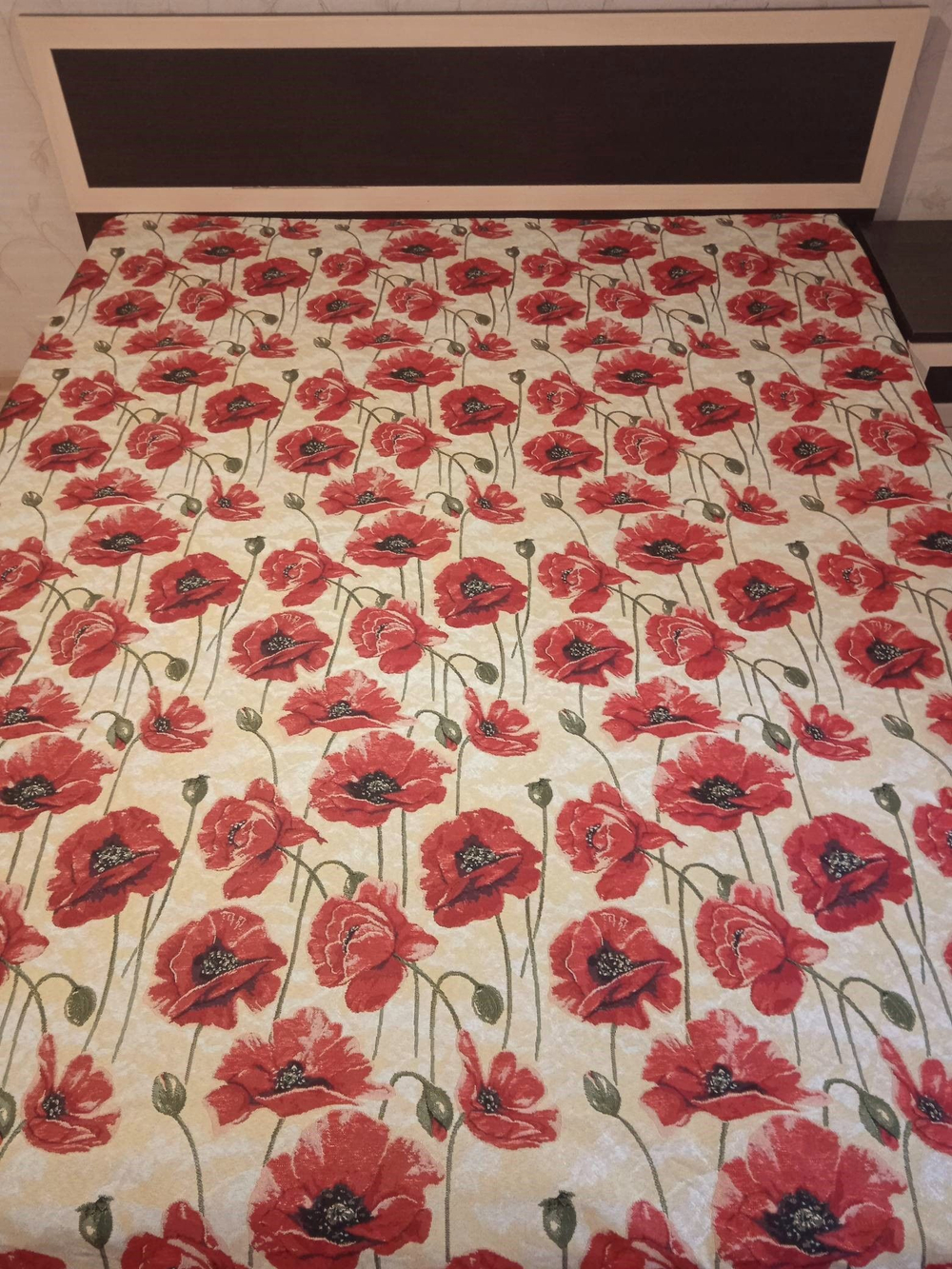 Покрывало гобеленовое Маки евро (240х200)