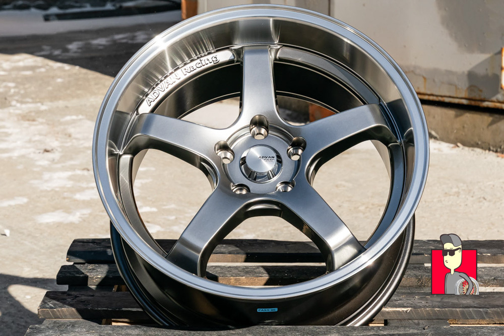 Комплект дисков Advan GT 18x9 et35 5x114.3