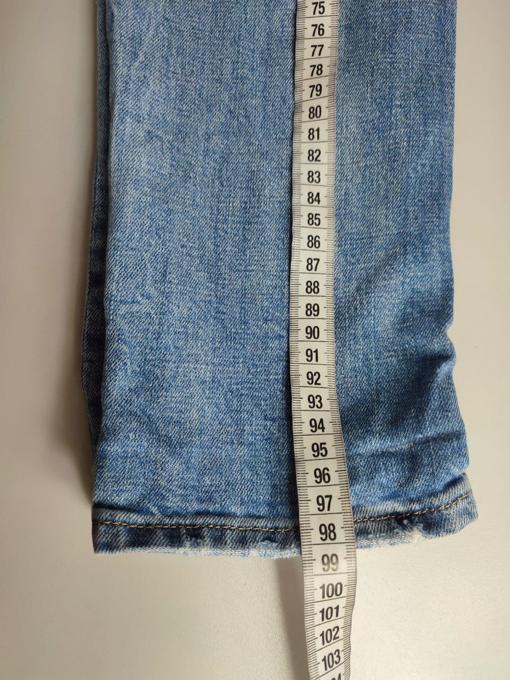 Джинсы Dsquared светлые 44 размер