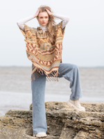 Пончо шерстяное с орнаментом