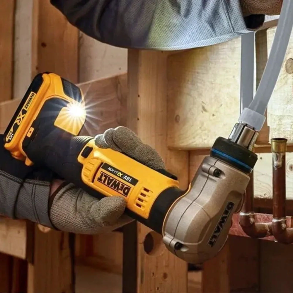DeWalt DCE400NT-XJ расширитель для пластиковых труб (без АКБ и ЗУ)