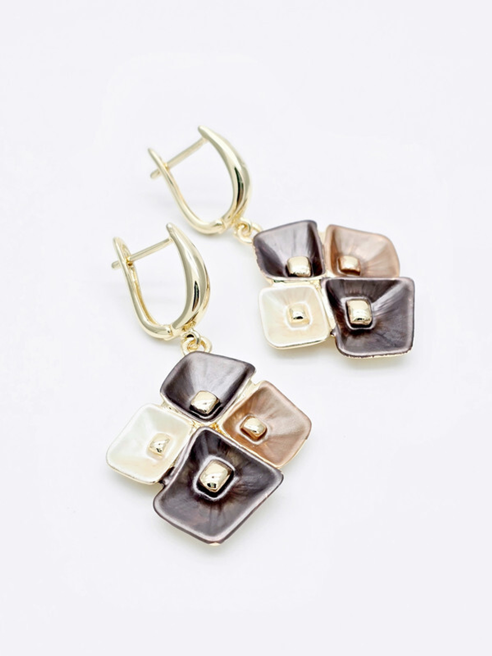 91003569 Серьги Selena