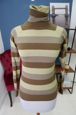 Свитер повседневный 44 размер