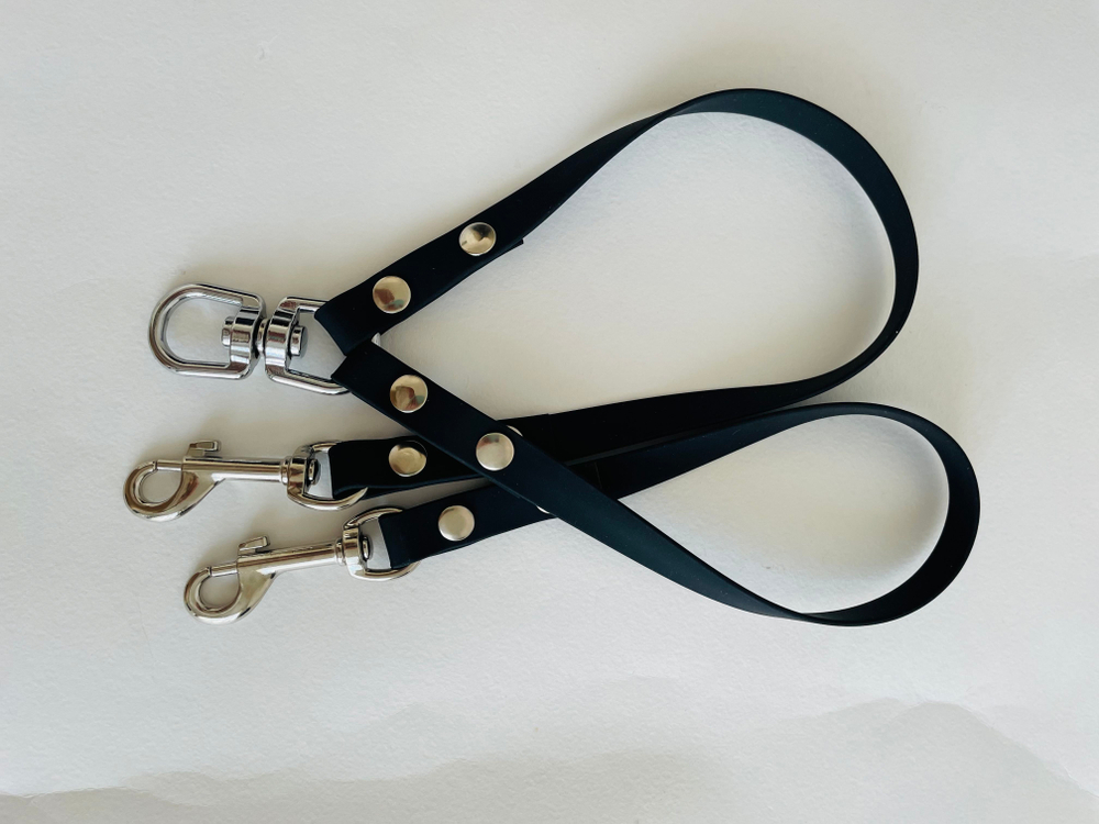 Сворка для двух собак с вертлюгом из Чехии, Биотан , водонепроницаемый. 15 мм, 50 см.