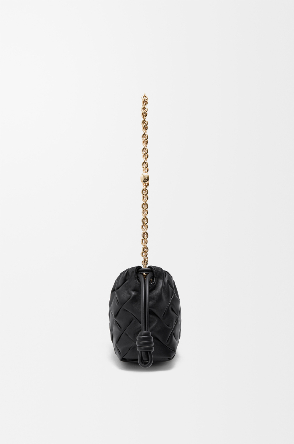Loewe Сумка-мини Flamenco из жатой телячьей кожи наппа, черный