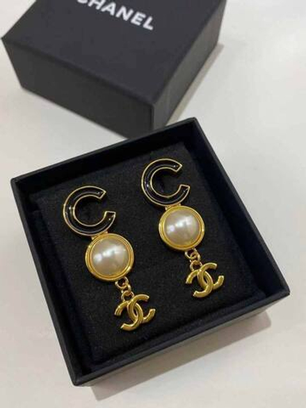 Серьги CHANEL