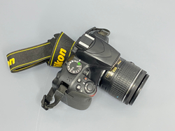 Nikon D3400 Kit AF-P 18-55mm 11300 кадров