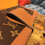 Louis Vuitton Dauphine MM
