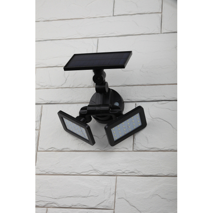 Светильник уличный ЭРА ERAFS020-41 настенный с двумя световыми панелями на солнечной батарее