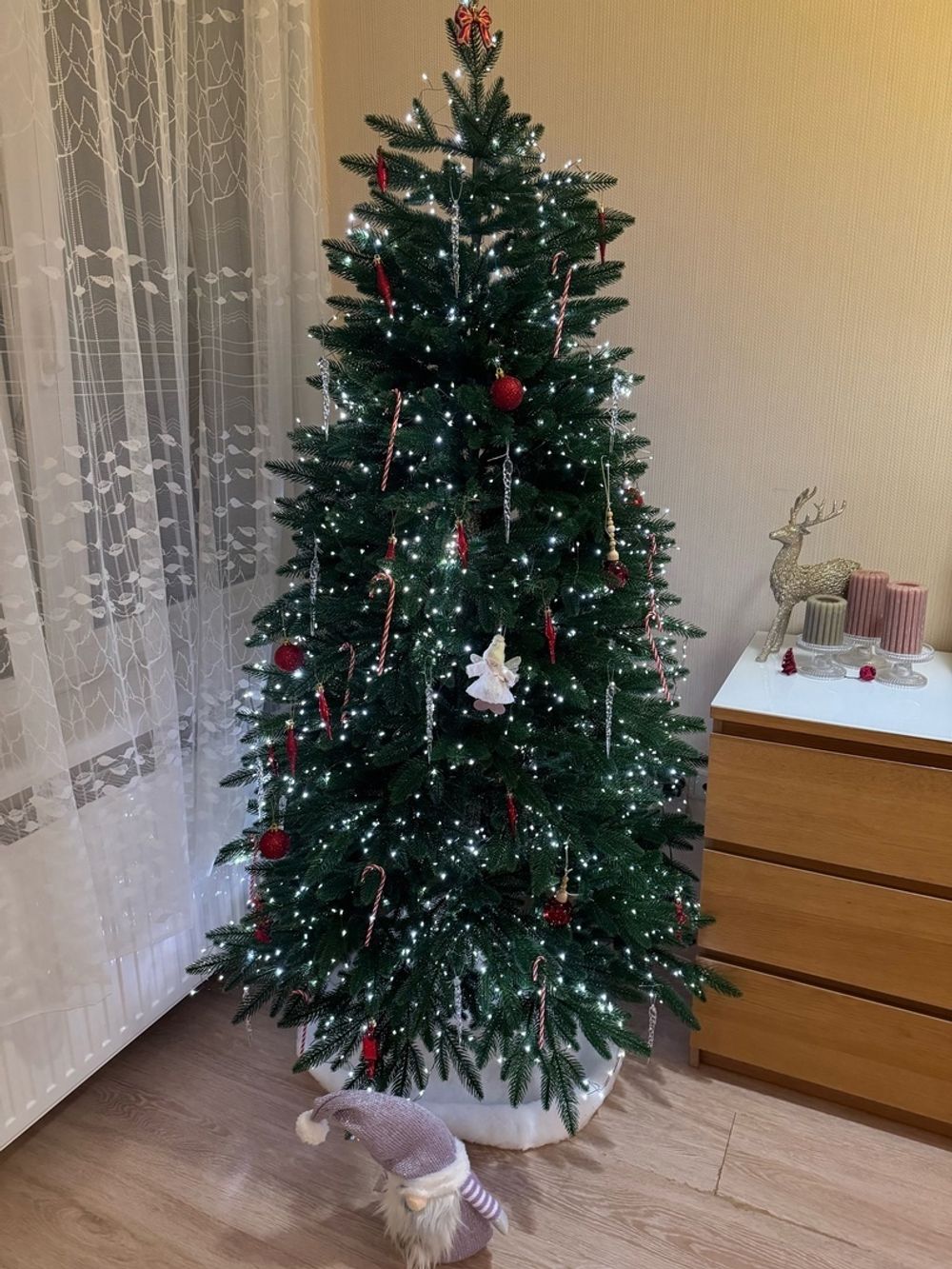 Узкая ель искусственная «Веста» (Литая хвоя) от 1,5 м до 3 м