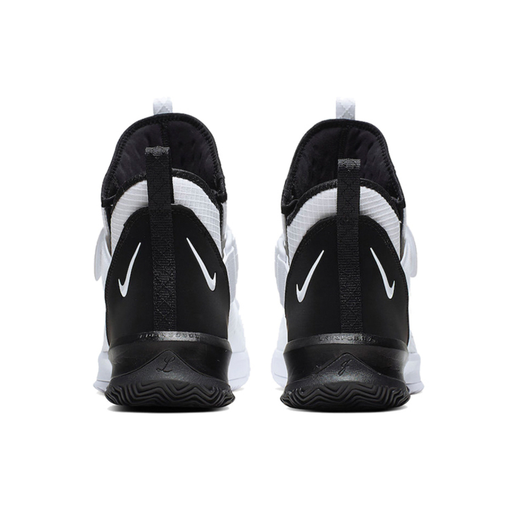 Кроссовки Nike, AR4228-100