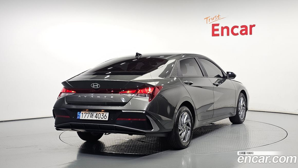 Hyundai The New Avante (CN7) 1.6 (05.2023)