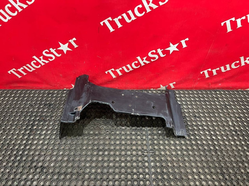 Защита двигателя задняя