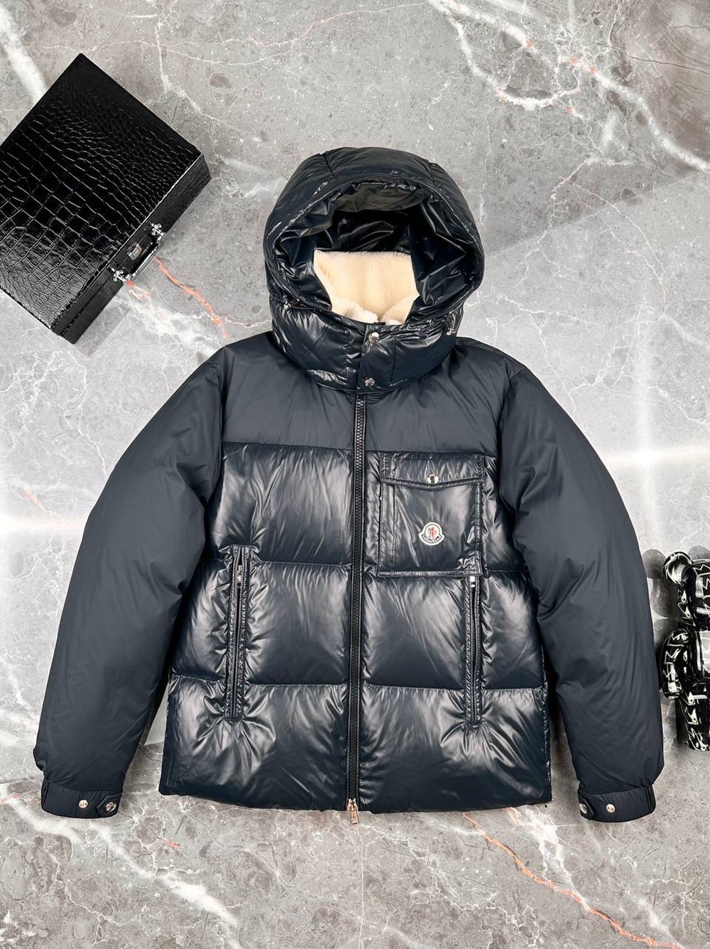 Пуховик Moncler