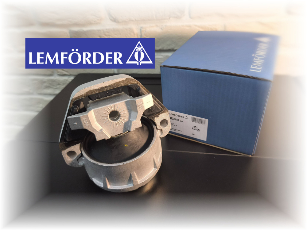 Опора двигателя правая гидр LMI Audi A6 C7