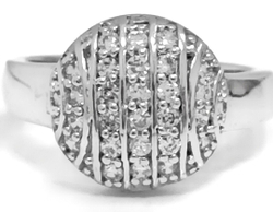 "Эстерелла" - ювелирное кольцо из серебра 925-й пробы