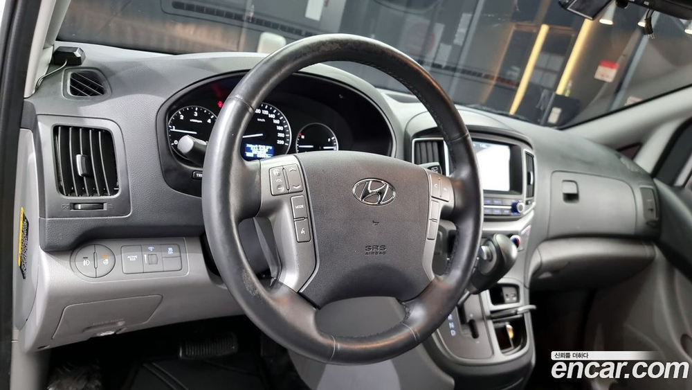 Hyundai The New Grand Starex Van 3-х местный (11.2020)