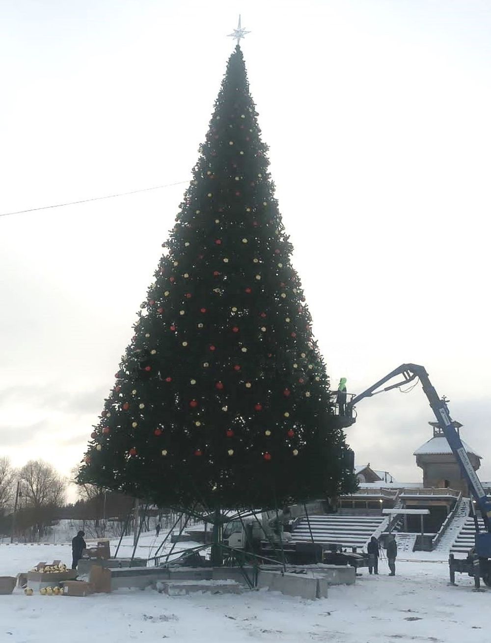 Уличная елка ствольная "Альпийская" (пвх) 15 м