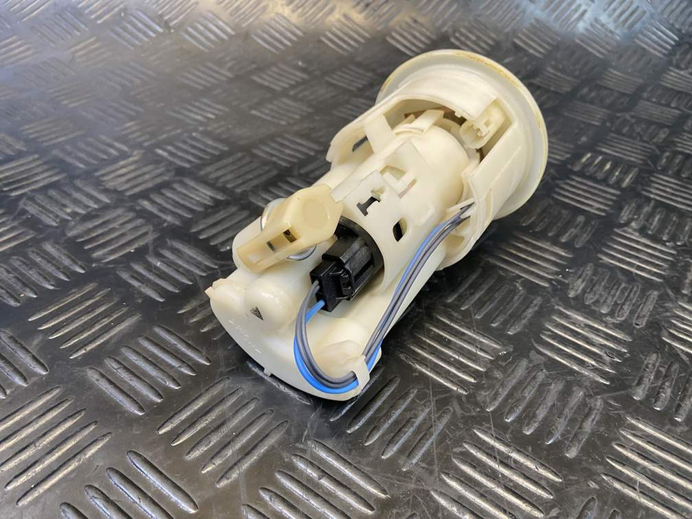 Насос топливный Yamaha FJR1300A RP13A 2010